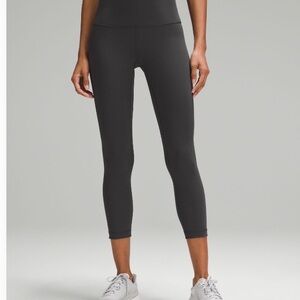 NWOT Lululemon High-Rise Ribbed Wunder Train Leggings 23”